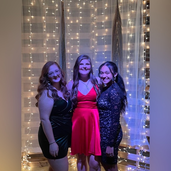 Short Formal Dress - Picture 1 of 3